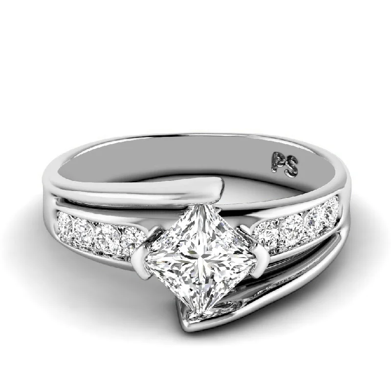 0.75-3.25 CT Round & Princess Cut Lab Grown Diamonds - Engagement Ring