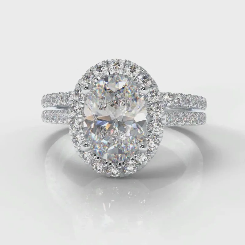 Petite Micropavé Oval Diamond Halo Bridal Set