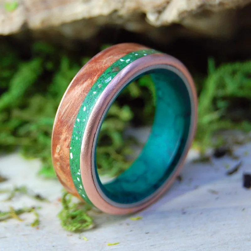 Assateague Dreams | Men's Assateague Beach Sand, Brown Box Elder Wood & Titanium Wedding Ring