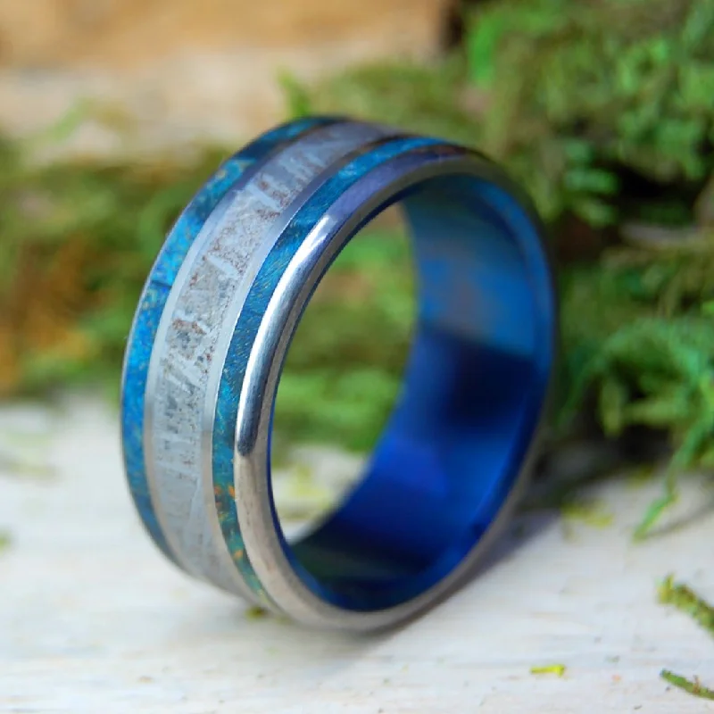 Blue Box Meteorite | Men's Meteorite & Wood Wedding Ring