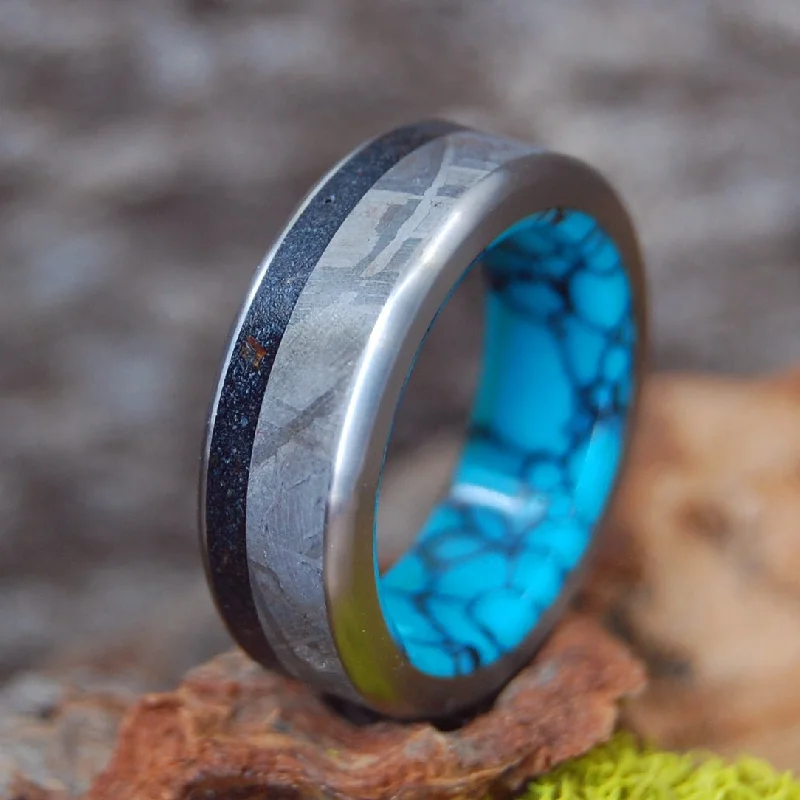 Meteorite Hits Iceland | Men's Icelandic Lava, Meteorite & Titanium Wedding Ring