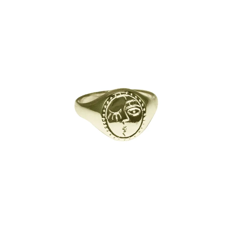 The Storytellers Signet Ring Gold