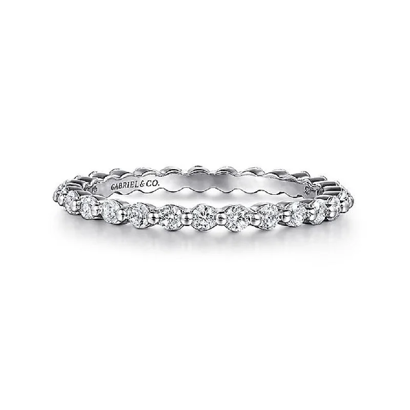 14K White Gold Single Prong Diamond Anniversary Band