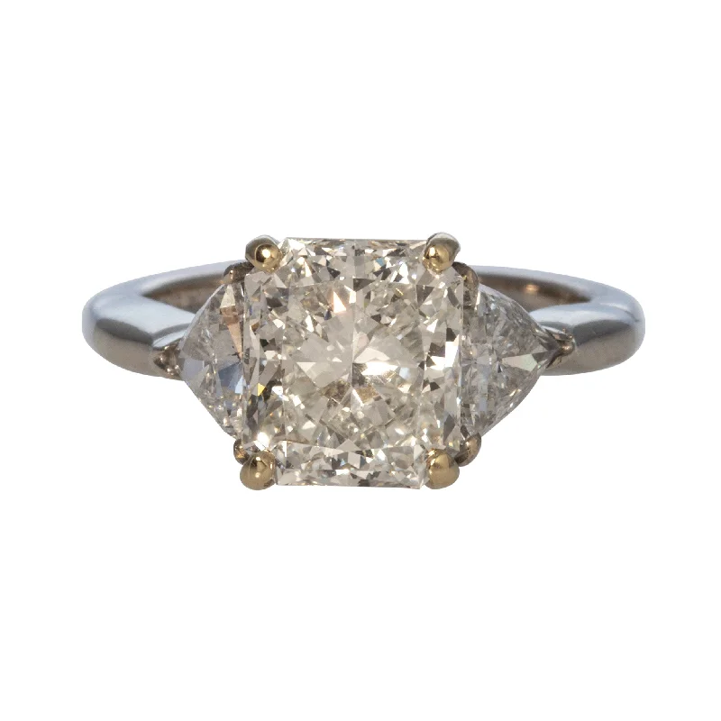 Estate 3.26ct Radiant Center & 1ct Trillion Side Diamond 14K Gold Ring