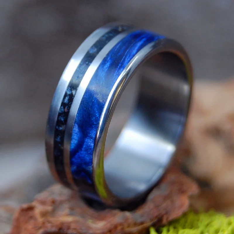 Iceland Blue | Men's Blue Box Elder Wood, Icelandic Sand & Titanium Wedding Ring