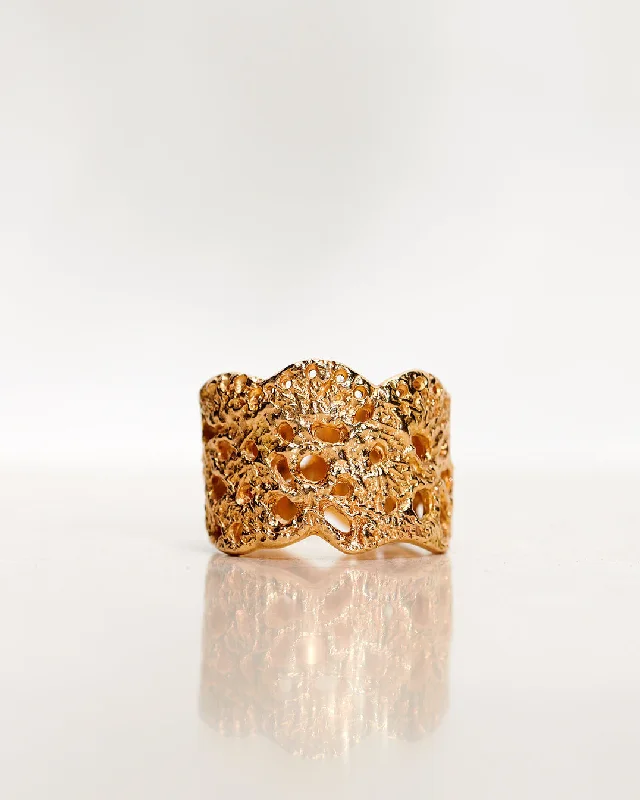 Lace 18K Gold, Whitegold or Rosegold Ring