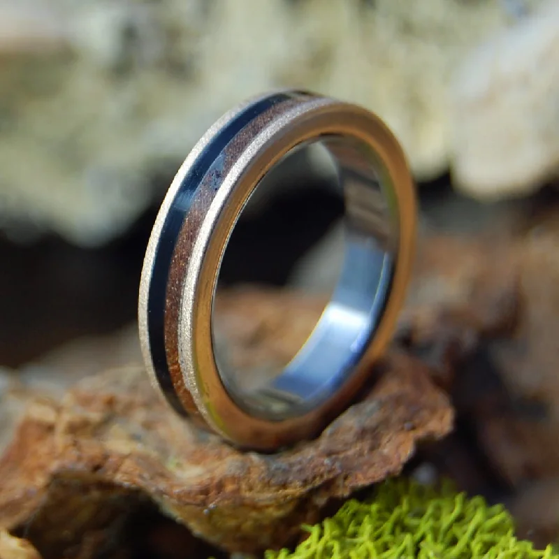 Onyx Redwood Bronze Ii | Women's Onyx Stone, Redwood & Bronze Wedding Ring