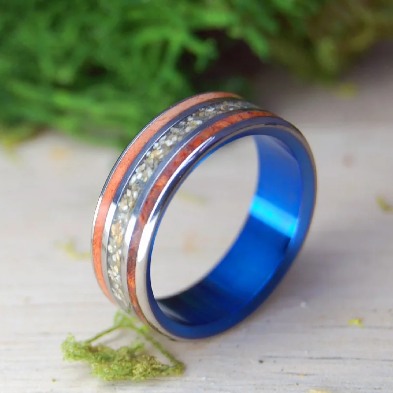 Los Tubos Manati | Men's Puerto Rican Beach Sand, Amboyna Wood & Titanium Wedding Ring