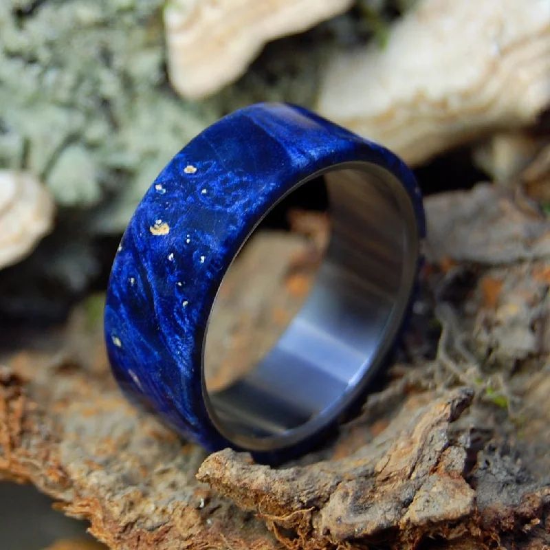 Dark Reflection | Men's Dark Blue Box Elder Wood & Titanium Wedding Ring