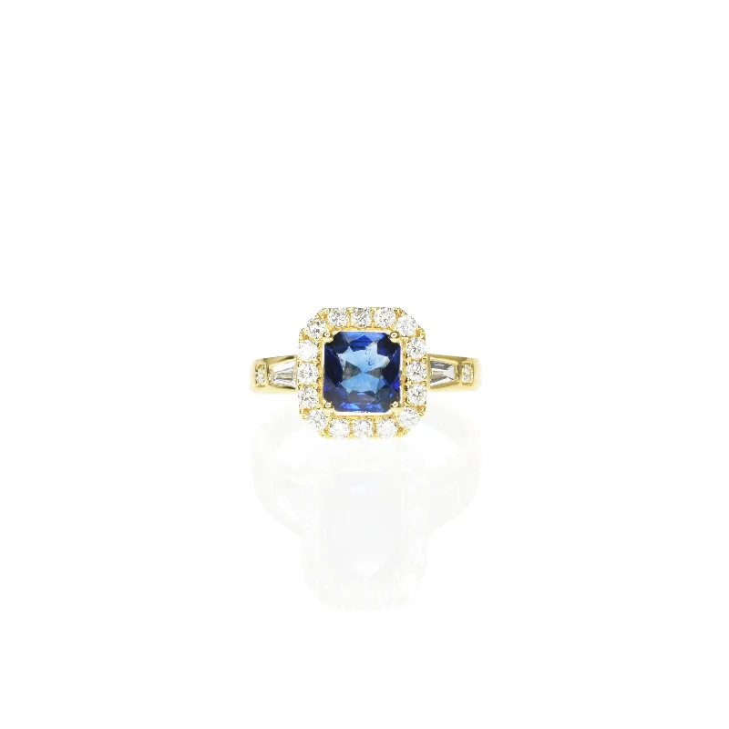 Vintage Inspired Sapphire Ring