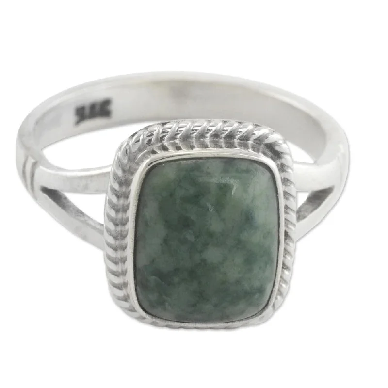 NOVICA Handmade Sterling Silver 'Life Divine' Jade Ring (Guatemala) - Green