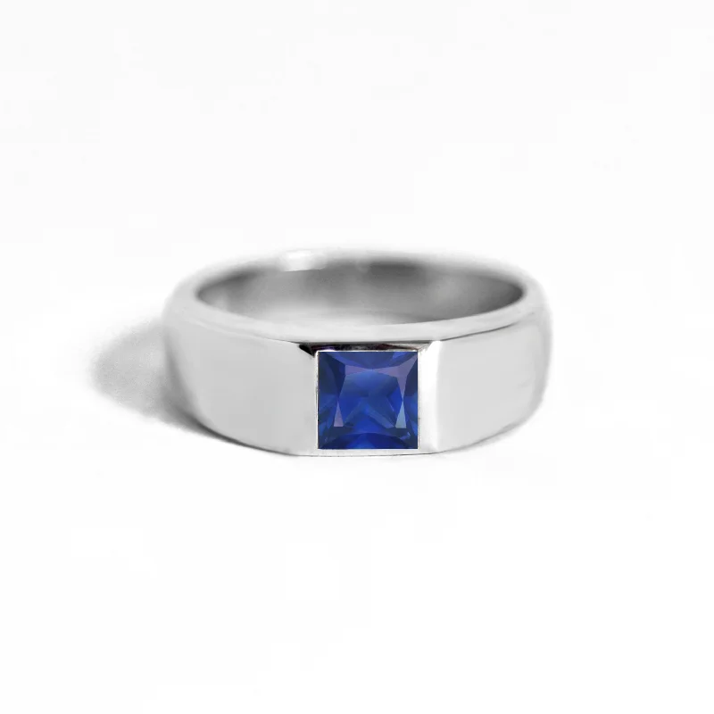 Princess Cut Sapphire Signet Ring